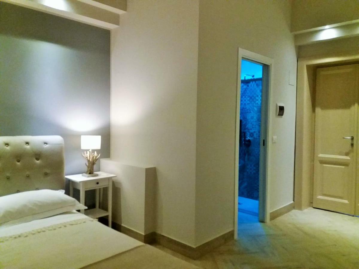 B&B Oriental Palace Catania-Fontanarossai nemzetközi repülőtér Kültér fotó